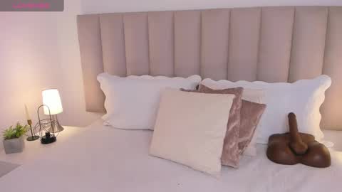 Snapshot of aliceveraa_ chatting on 19, 2, 2025 Alice Vera online show from 19, 2, 2025