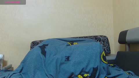 AliceWoolfy online show from 11, 3, 2025