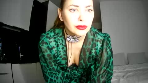 AlicexFresh online show from 9, 3, 2025