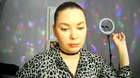 AlicexFresh online show from 1, 2, 2026