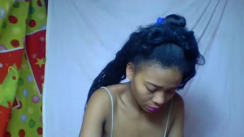 Snapshot of alicia9794 chatting on 18, 5, 2026 alicia9794 online show from 18, 5, 2026