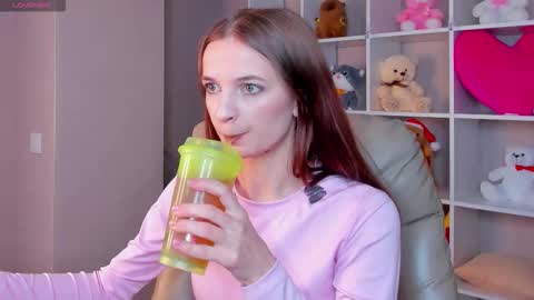 Snapshot of alicia_adammss chatting on 6, 1, 2026 Alicia Adams online show from 6, 1, 2026