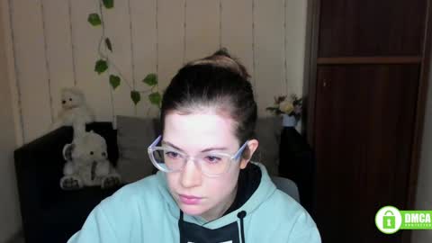 Alicia online show from 1, 2, 2025