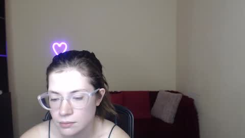 Alicia online show from 6, 2, 2025