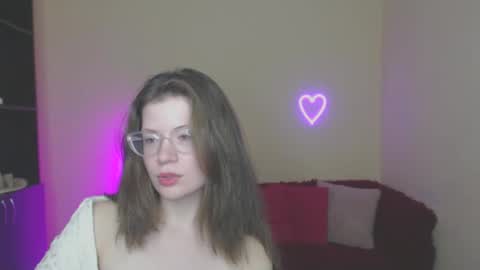 Alicia online show from 22, 2, 2025