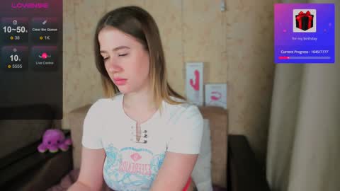 Snapshot of alicia_hines chatting on 15, 12, 2024 Alicia online show from 15, 12, 2024