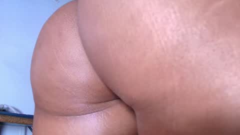 Alicia Kyse  online show from 15, 1, 2025