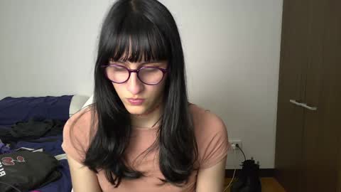 Snapshot of alicia_love29 chatting on 10, 1, 2025 Alice online show from 10, 1, 2025