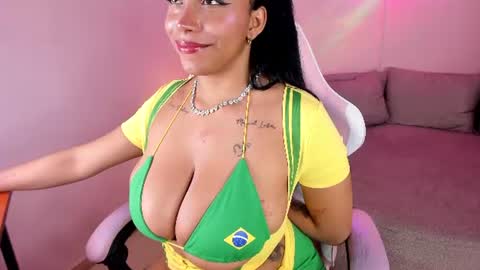 Snapshot of alicia_summer_ chatting on 14, 6, 2026 alicia_summer_ online show from 14, 6, 2026