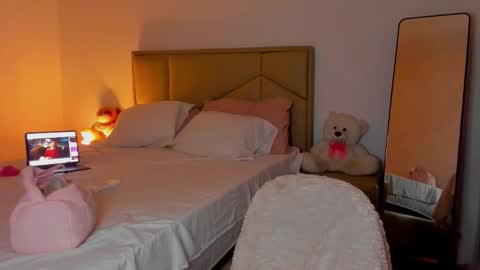 aliciabiden online show from 18, 12, 2025