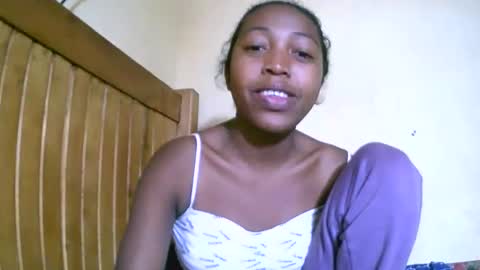 Snapshot of alicianah chatting on 22, 9, 2025 alicianah online show from 22, 9, 2025