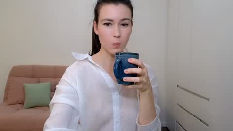 alicianoveli online show from 4, 1, 2025