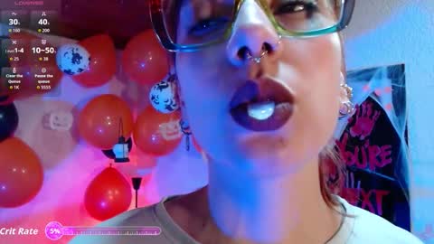 Snapshot of aliciawithe chatting on 29, 10, 2025 Alicia online show from 29, 10, 2025