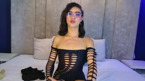 Snapshot of alidiaz__ chatting on 3, 11, 2025 Ali Diaz online show from 3, 11, 2025