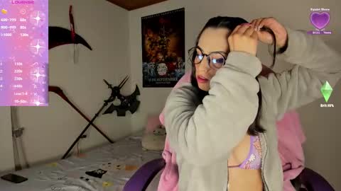 Aiko  Independent Model  online show from 1, 11, 2025