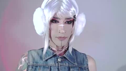     online show from 28, 12, 2024