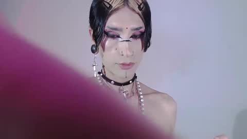     online show from 29, 12, 2024