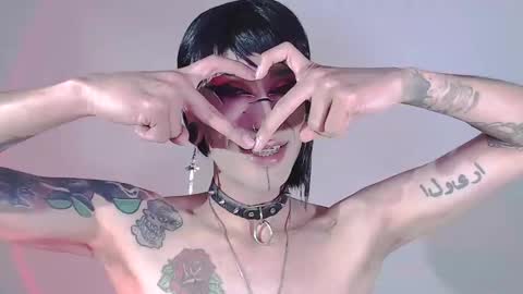     online show from 30, 12, 2024