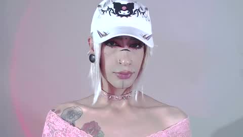     online show from 11, 1, 2025