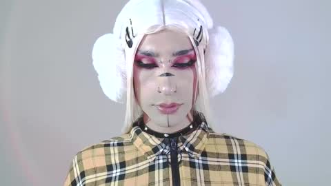     online show from 14, 2, 2025