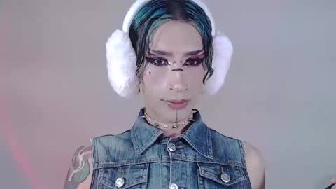     online show from 7, 3, 2025