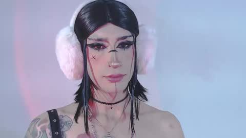     online show from 15, 5, 2026