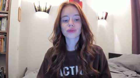 Snapshot of aliensi chatting on 15, 9, 2025 aliensi online show from 15, 9, 2025