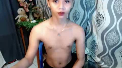 Snapshot of aliexagrey chatting on 1, 2, 2026 aliexagrey online show from 1, 2, 2026