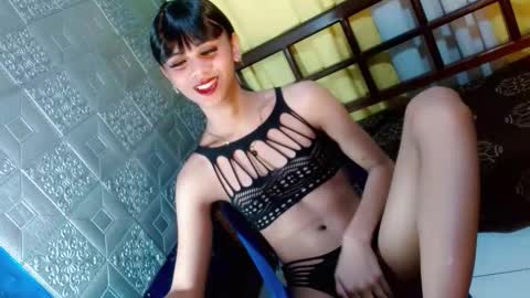 aliexagrey online show from 17, 4, 2026