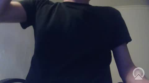 Snapshot of aligator2001 chatting on 29, 10, 2025 daddy online show from 29, 10, 2025