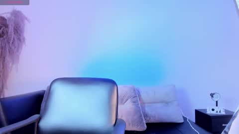 Snapshot of aliice_smithh chatting on 16, 10, 2025 Alice online show from 16, 10, 2025
