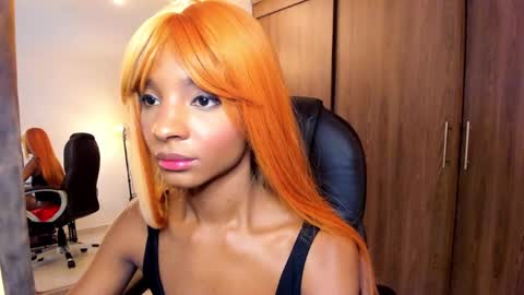 Snapshot of alika_houston chatting on 1, 2, 2025 IG Alik nasso online show from 1, 2, 2025