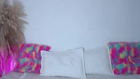 lili online show from 26, 2, 2025