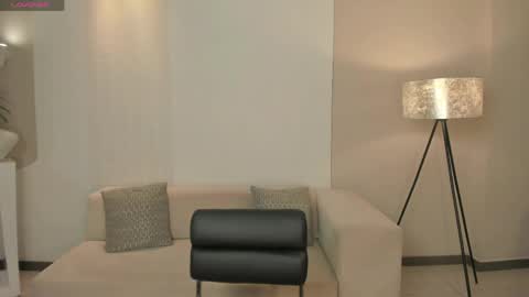 alinakravitz_ online show from 15, 5, 2026