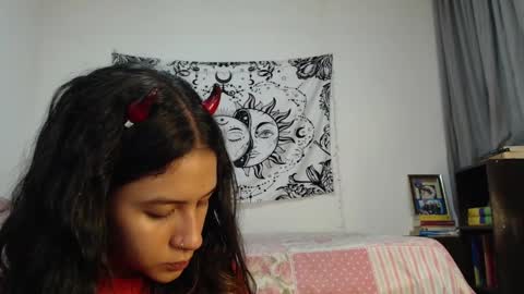 Snapshot of alinawoolf_ chatting on 11, 1, 2025  Ali  online show from 11, 1, 2025