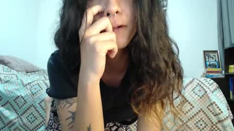 Snapshot of alinawoolf_ chatting on 4, 2, 2025  Ali  online show from 4, 2, 2025