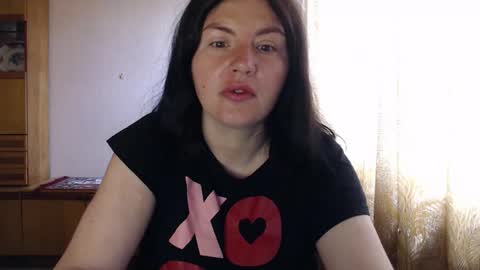 Snapshot of alinaxjames chatting on 21, 4, 2026 AlinaxJames online show from 21, 4, 2026