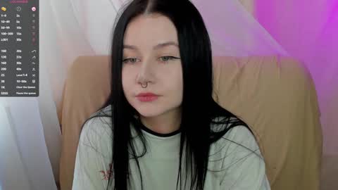 Aline Greeeen online show from 26, 1, 2025