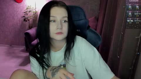 Aline Greeeen online show from 9, 3, 2026