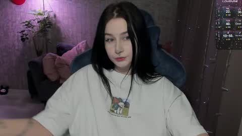 Aline Greeeen online show from 5, 4, 2026