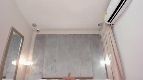 Alinna  online show from 6, 3, 2025