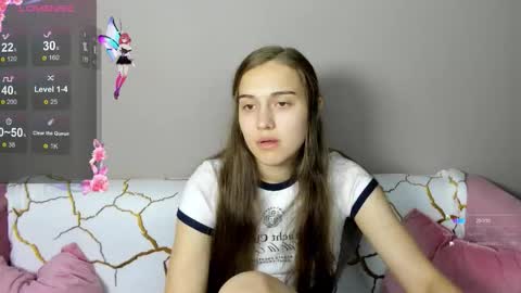 Snapshot of alisa__kelly chatting on 3, 10, 2025 alisa__kelly online show from 3, 10, 2025