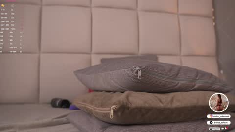     online show from 28, 1, 2025