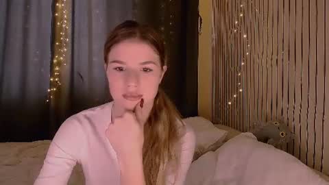 alisa_swan_ online show from 10, 6, 2026