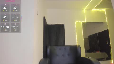 Snapshot of alise_mason chatting on 28, 11, 2025 alise_mason online show from 28, 11, 2025