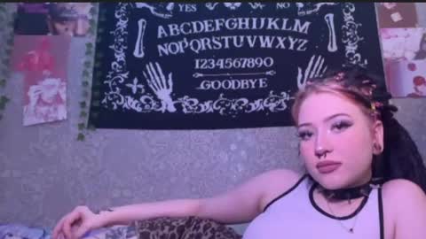 alisha_sky_ online show from 26, 5, 2026