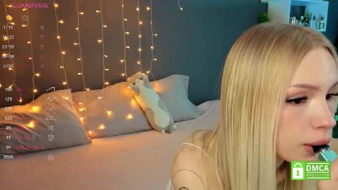 Snapshot of alishaaneta chatting on 9, 10, 2025 Alisha online show from 9, 10, 2025