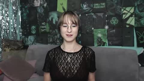 alishakelly online show from 30, 11, 2025