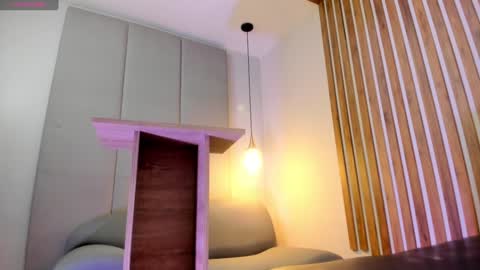           online show from 10, 1, 2025