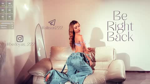 Snapshot of alison222_ chatting on 7, 1, 2025 A L I S O N  online show from 7, 1, 2025